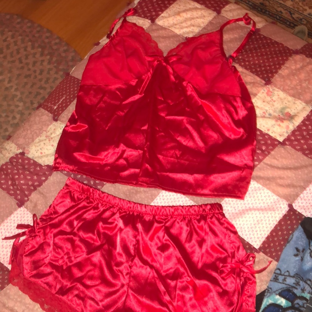 Red lingerie set